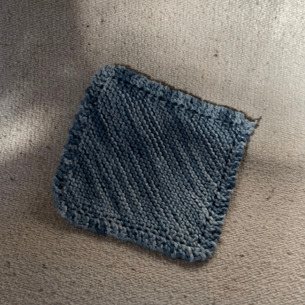 cloudy skies mommoms knit dishcloth