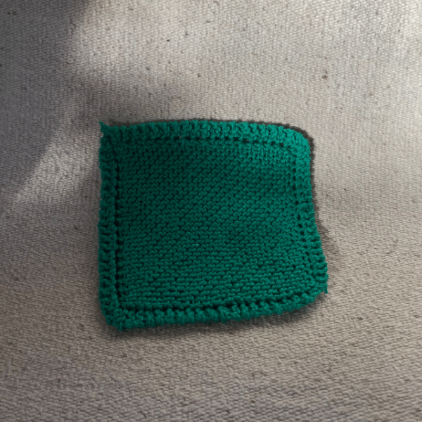 green mommoms knit dishcloth