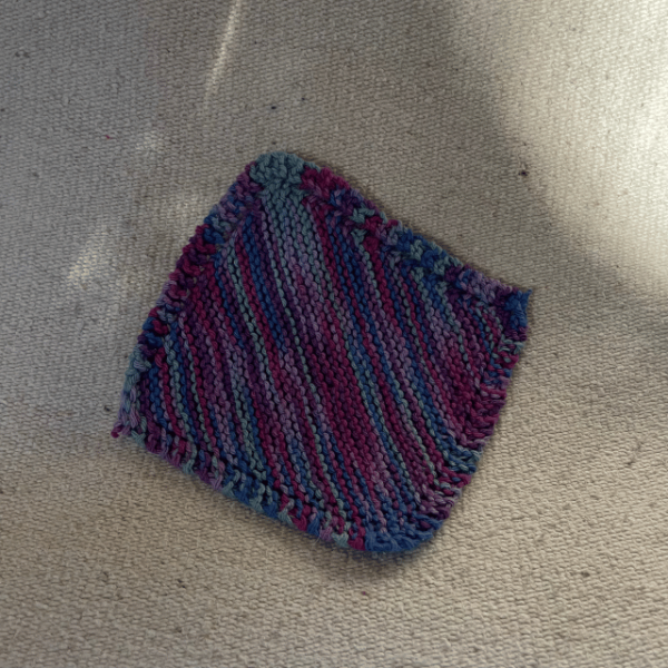 peacock mommoms knit dishcloth